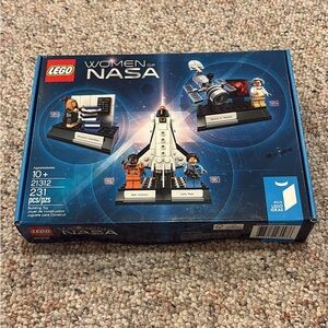 LEGO Women of NASA Space Set